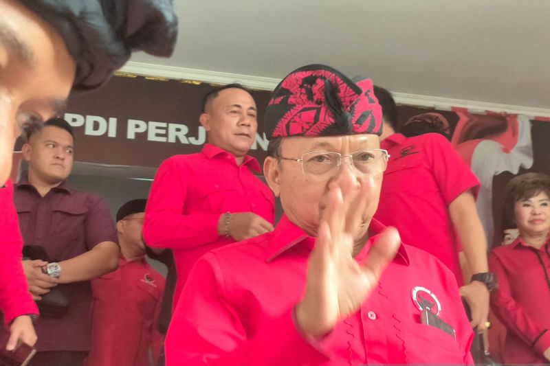 Gubernur Bali, I Wayan Koster