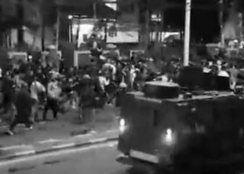 Kendaraan taktis Brimob jenis barracuda saat melindas seorang driver ojek online dan melukai satu orang lainnya.