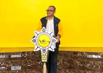 Mantan Ketua Umum GMKI, Jefri Gultom saat log in ke Partai Golkar bersama barisan aktivis Cipayung lainnya.
