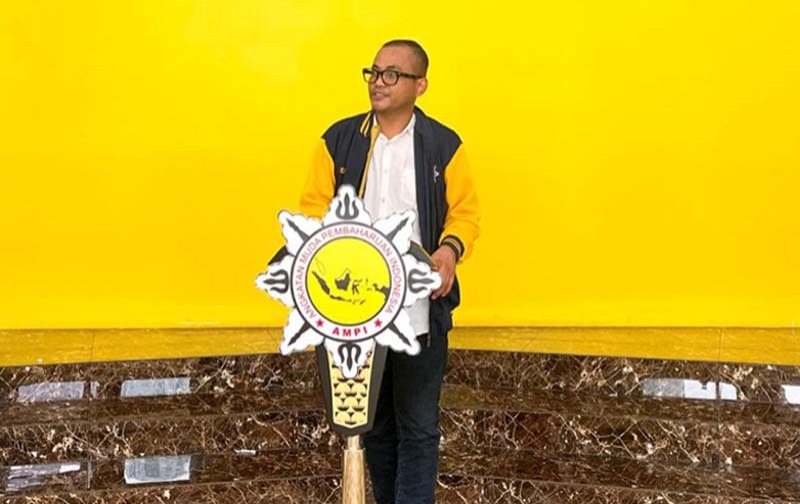 Mantan Ketua Umum GMKI, Jefri Gultom saat log in ke Partai Golkar bersama barisan aktivis Cipayung lainnya.