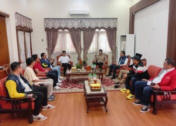 Walikota Pasuruan, Adi Wibowo, saat menerima kunjungan perwakilan DPP AMPI di rumah dinas Walikota di Pasuruan, Selasa (5/8).