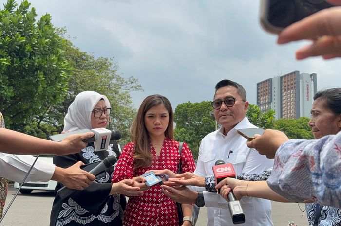 Wartawan CNN Indonesia, Diana Valencia, telah mendapatkan kartu identitas (ID) peliputan Istana setelah pertemuan dengan Biro Pers Sekretariat Presiden di Kompleks Istana Kepresidenan Jakarta, Senin (29/9/2025).