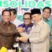 Menteri Dalam Negeri, Tito Karnavian, bersama dengan Wakil Menteri Agama, Romo Syafi'i dan Ketua Komisi II DPR RI yang juga Presidium KAHMI, Rifqinizamy Karsyudha. Sumber foto : Instagram Kemendagri