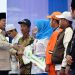 Presiden Prabowo meresmikan akad massal 26 ribu Kredit Pemilikan Rumah Fasilitas Likuiditas Pembiayaan Perumahan (KPR FLPP) sekaligus serah terima kunci rumah yang dipusatkan di Pesona Kahuripan 10, Cileungsi, Kabupaten Bogor.