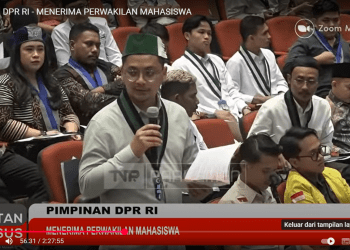 Ketua Umum PB HMI Bagas Kurniawan dalam pertemuan antara perwakilan Mahasiswa dan Pimpinan DPR RI di Kompleks Senayan, Jakarta, Rabu (03/09).