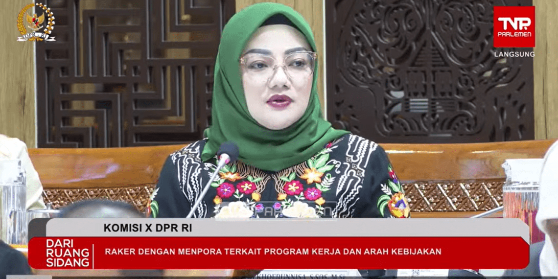 Anggota Komisi X DPR RI Fraksi Partai Golkar, Adde Rosi Khoerunnisa