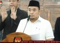 Ketua KPU Mochammad Afifuddin dalam jumpa pers di Kantor KPU RI, Jakarta, Selasa (16/9).
