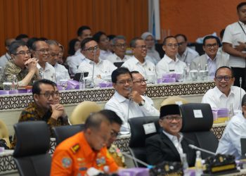 Rapat kerja sekaligus rapat dengar pendapat yang digelar di Ruang Komisi V, Gedung Nusantara, Senayan, Jakarta, Senin (15/9)