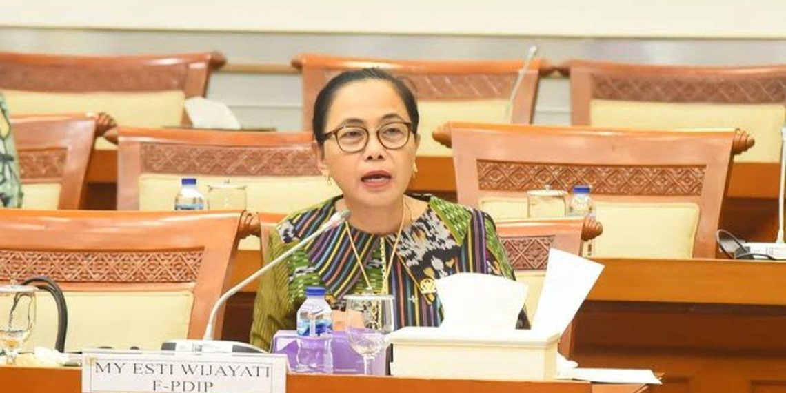 Wakil Ketua Komisi X DPR RI, MY Esti Wijayanti
