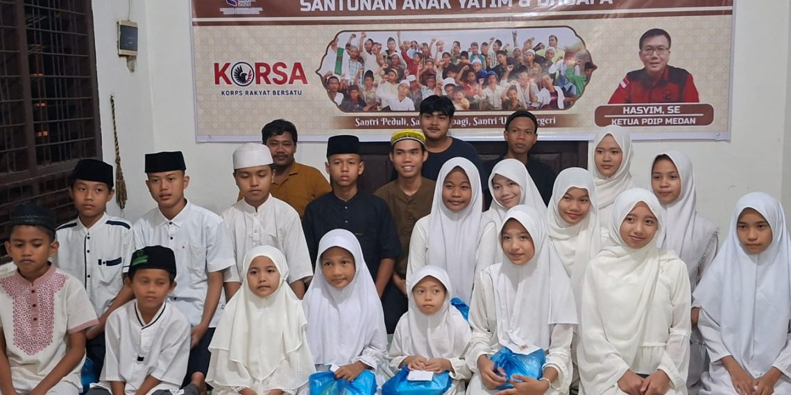 Santunan Anak Yatim oleh Hasyim SE