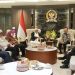 Abu Bakar Baasyir dalam kunjungan silaturahmi bertemu dengan Wakil Ketua DPR, Sufmi Dasco Ahmad.