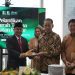 Prof. La Ode M Kamaludin dan Prof. Asep Saifudin, rektor baru UICI.