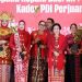 Megawati Sukarnoputri (ketiga dari kanan)