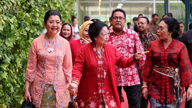 Megawati Hadiri Peringatan Hari Ibu PDI Perjuangan.