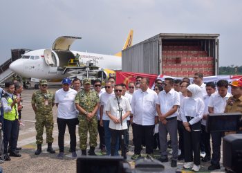 Wakil Ketua DPR RI Sufmi Dasco Ahmad Memimpin Pelepasan Bantuan Logistik DPR RI Untuk Korban Banjir.