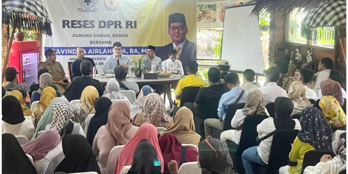 Ravindra Airlangga saat reses di Kabupaten Bogor.