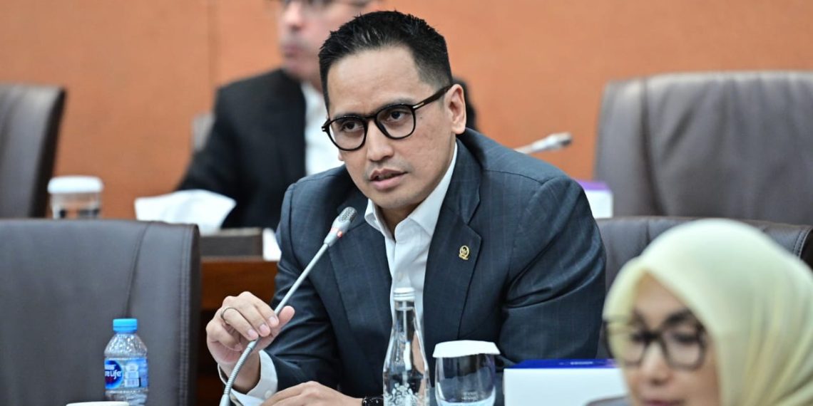 Anggota DPR RI, Firnando Ganinduto