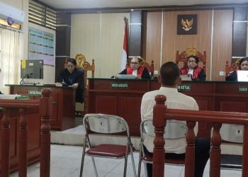 Persidangan kasus Ilegal Logging dengan terdakwa Felix Wiliyanto beragendakan tuntunan Jaksa Penuntut Umum di Pengadilan Negeri Sorong