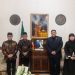 Megawati Soekarnoputri, Presiden Ke-5 RI dan Ketua Umum PDIP, mengirimkan surat duka cita atas meninggalnya Pemimpin Tertinggi Iran Ayatollah Ali Khamenei. Surat itu diantar langsung oleh Sekjen DPP PDIP Hasto Kristiyanto dan Ketua DPP Bidang Luar Negeri Ahmad Basarah yang diterima oleh Duta Besar Iran di Indonesia Yang Mulia Mohammad Boroujerdi, di Kedutaan Besar Republik Islam Iran, Jakarta, Selasa 3 Maret 2026 pukul 15:20 WIB. (Foto: Dok.PDIP)