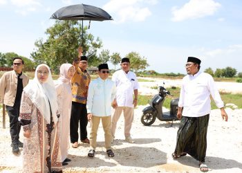 Menteri Koordinator Bidang Pemberdayaan Masyarakat, Abdul Muhaimin Iskandar, saat berkunjung ke Universitas Sunan Gresik.
