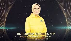 Hetifah Sjaifudian, Peraih Penghargaan KWP Award Kategori Legislator Peduli Pendidikan dan Pengembangan SDM