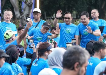 Cak Imin saat menghadiri ajang Women's Day Run 2026 di kawasan Gelora Bung Karno, Minggu (19/4/2026).