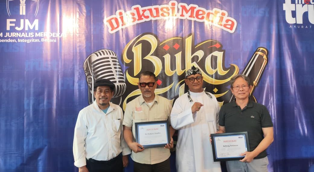 Pemerhati Intelejen dan Militer, Sri Radjasa Chandra, dalam Diskusi Media bertajuk “KPK Dilemahkan: Siapa Diuntungkan, Siapa Dikorbankan?” yang digelar Forum Jurnalis Merdeka bekerja sama dengan MediaTrust di Jakarta, Jumat (17/4/2026).